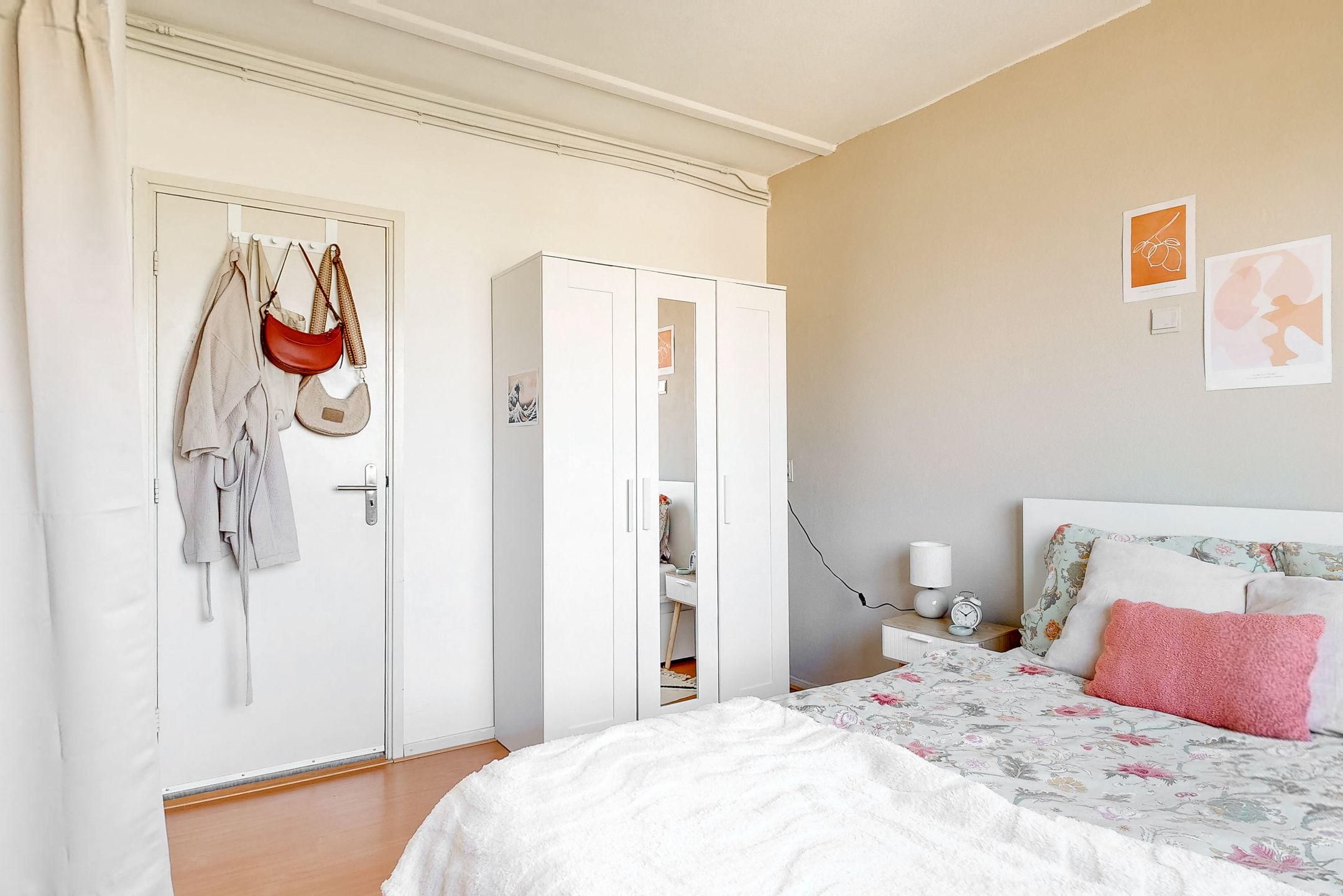 Photo 15 of Zonnestein 102