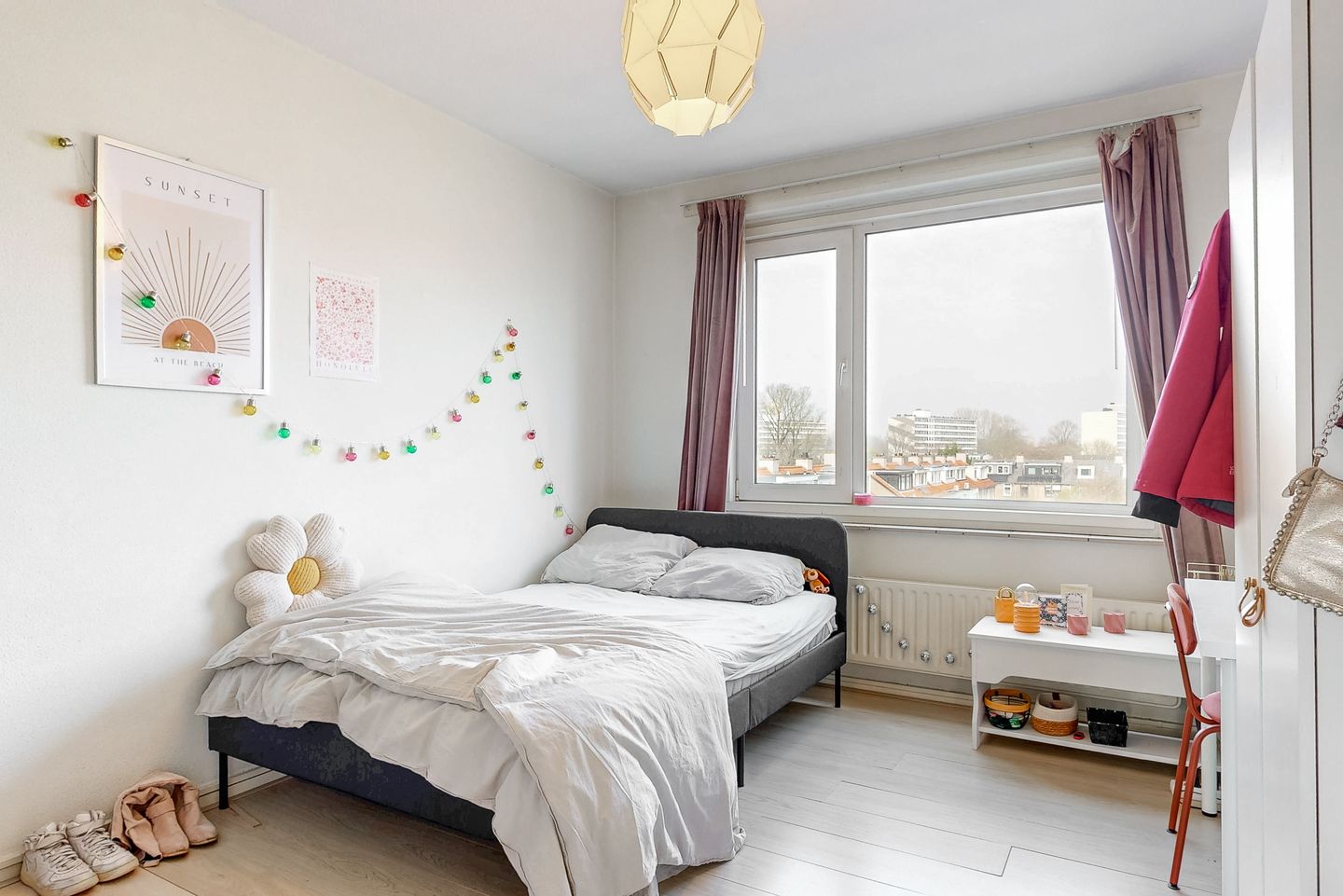 Photo 50 of Zonnestein 102