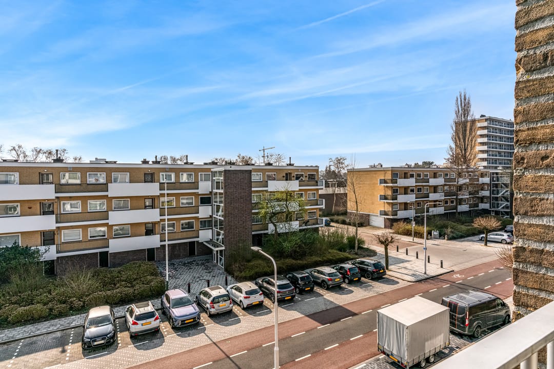 Photo 56 of Zonnestein 102