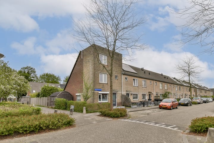 Foto 19 van Steven Vennecoolstraat 40