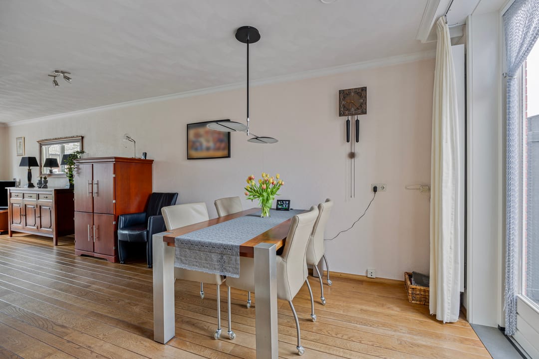 Photo 17 of Soendastraat 39