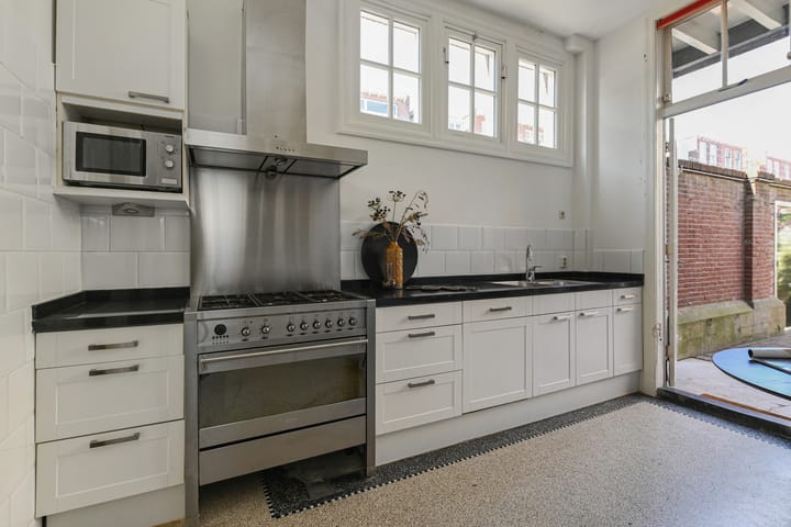 Foto 15 van Van Aerssenstraat 209