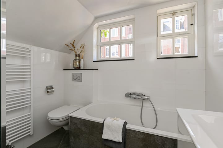 Foto 36 van Van Aerssenstraat 209