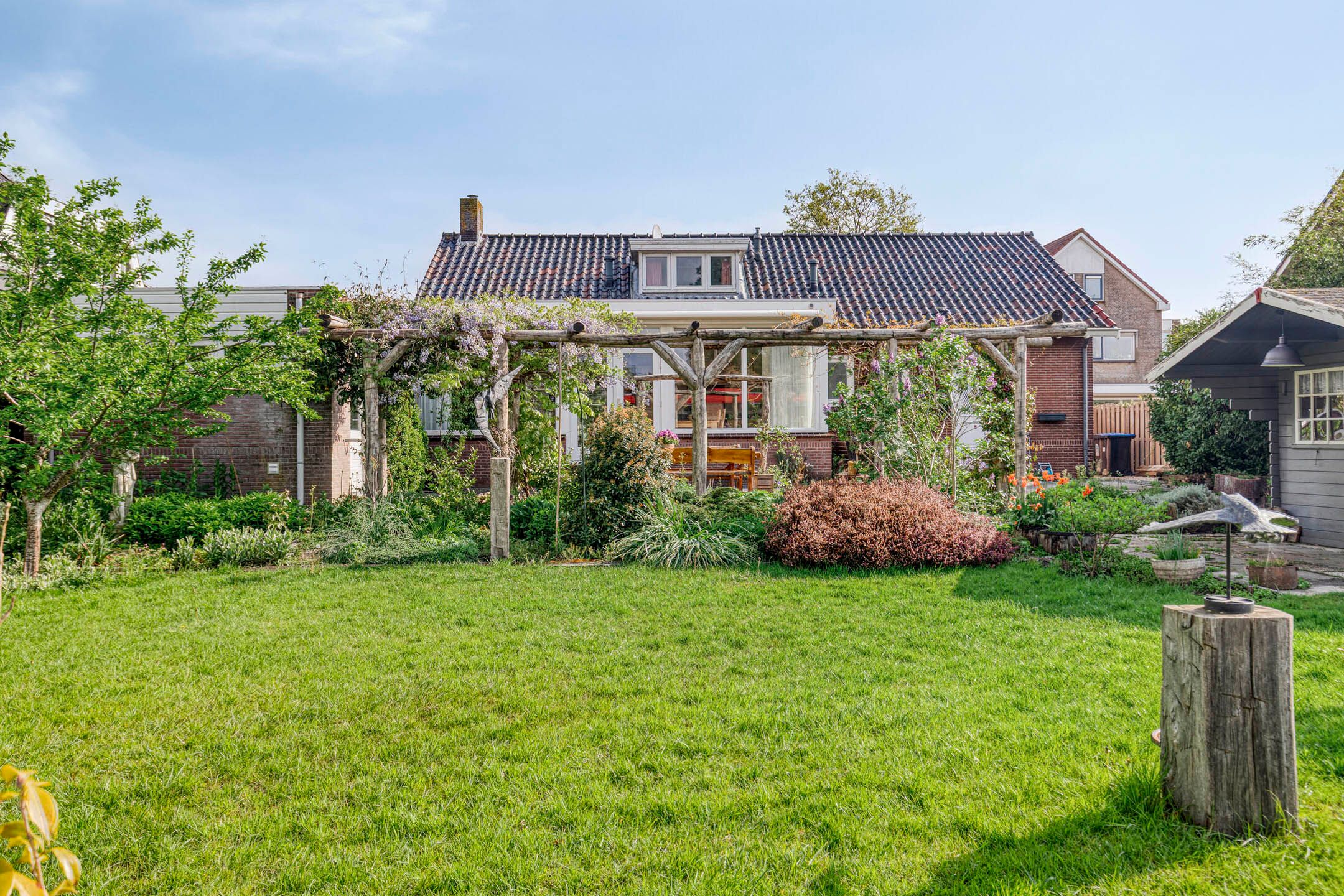 Photo 27 of Kerkweg 2-A