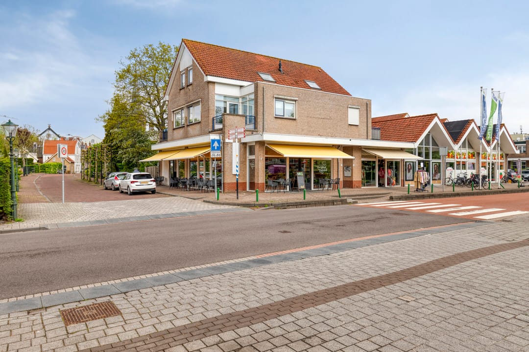 Photo 38 of Kerkweg 2-A