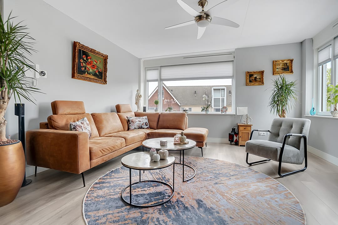 Photo 2 of Buizerdhof 14