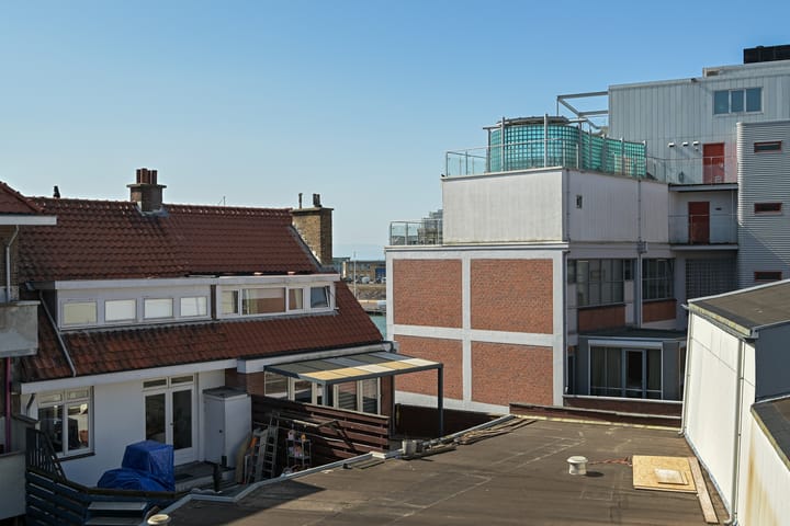 Foto 16 van Westduinweg 156-B