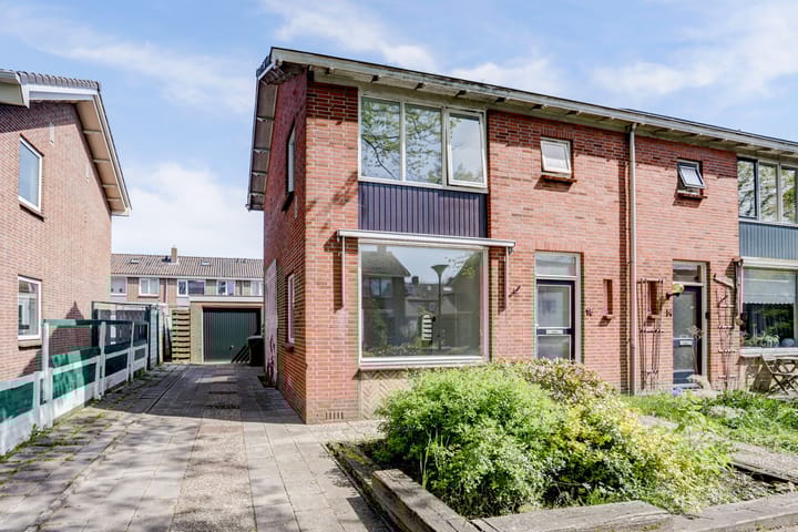 Foto 1 van Professor van Swindenstraat 16