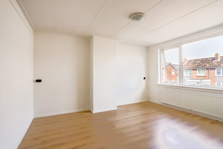 Foto 9 van Professor van Swindenstraat 16