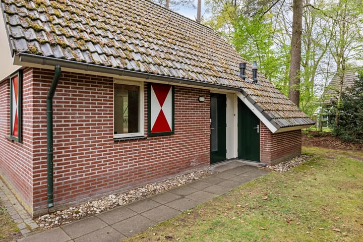 Photo 6 of Rolderstraat 11-A254