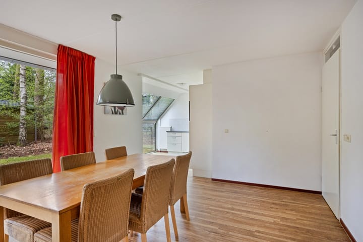 Photo 13 of Rolderstraat 11-A254