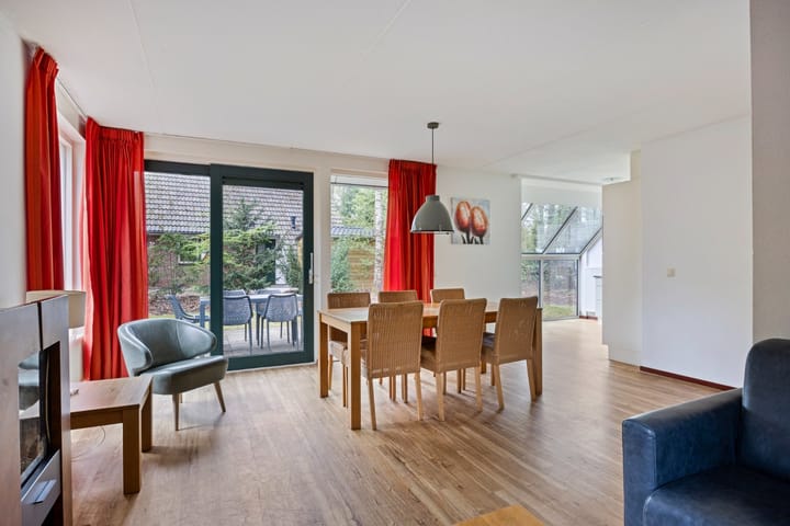 Photo 16 of Rolderstraat 11-A254