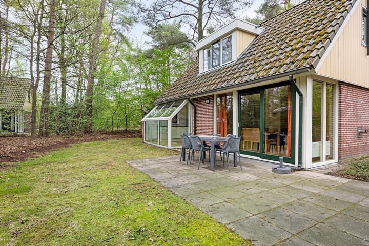 Photo 37 of Rolderstraat 11-A254