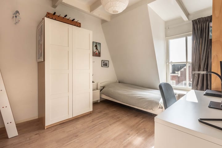 Foto 38 van Sluisstraat 40-3