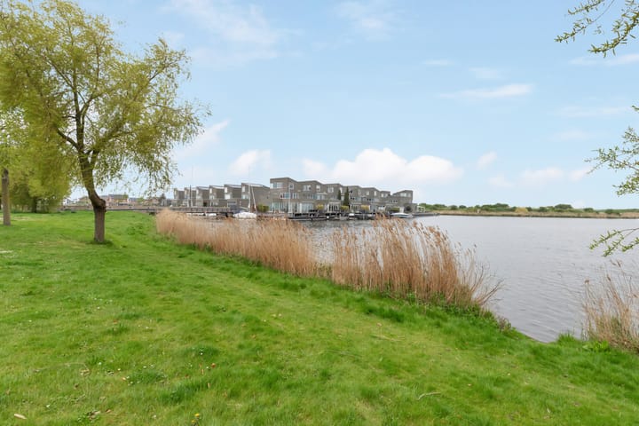 Photo 41 of Ploeganker 55