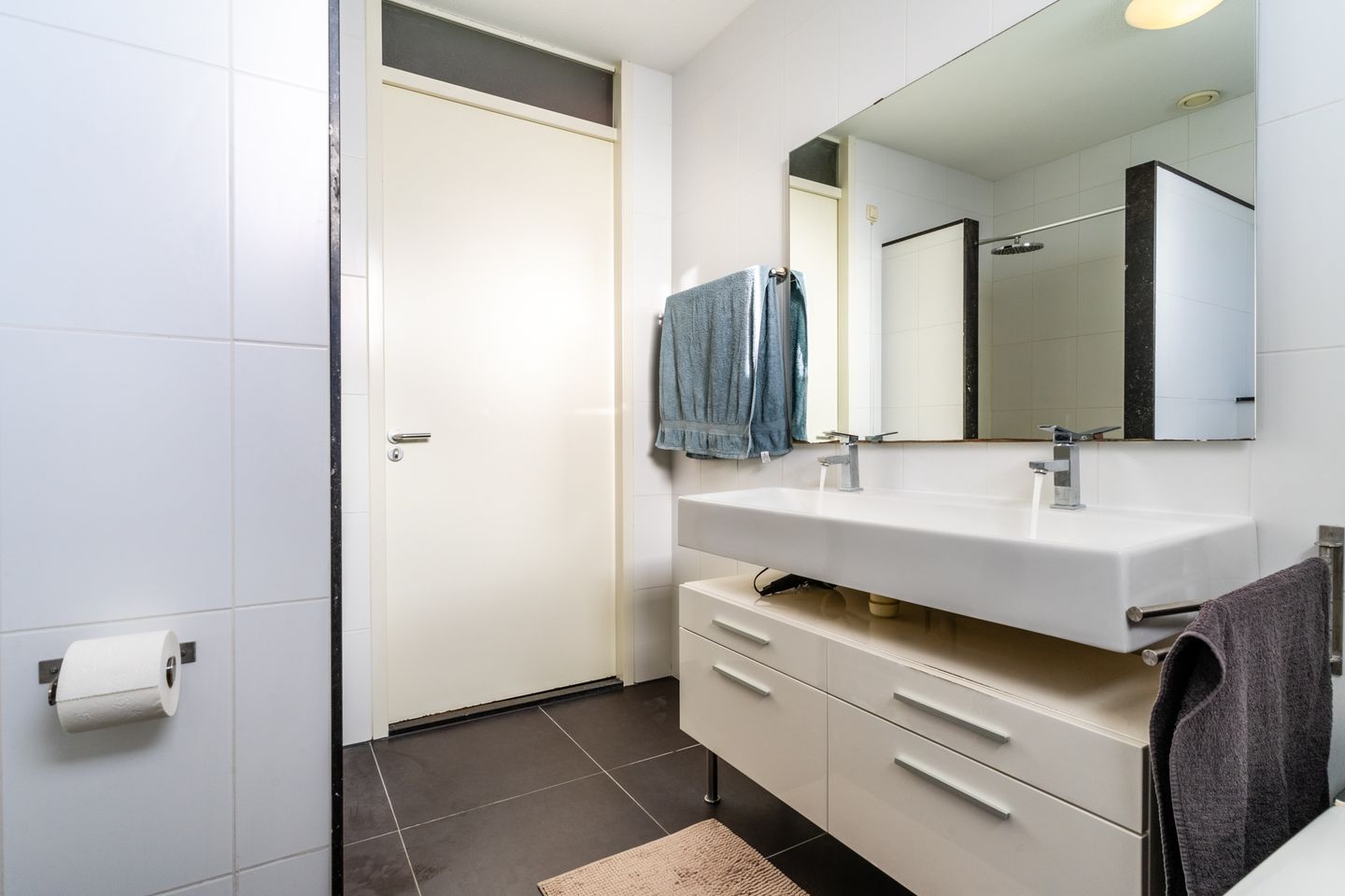 Foto 19 van Molstraat 18