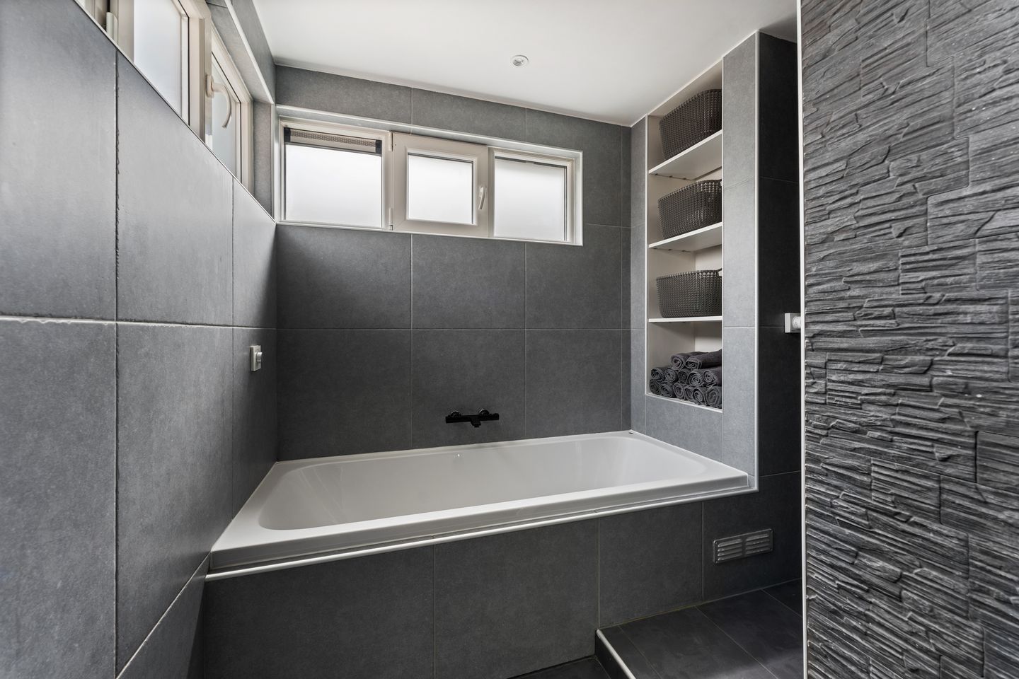 Foto 34 van Surinamesingel 37