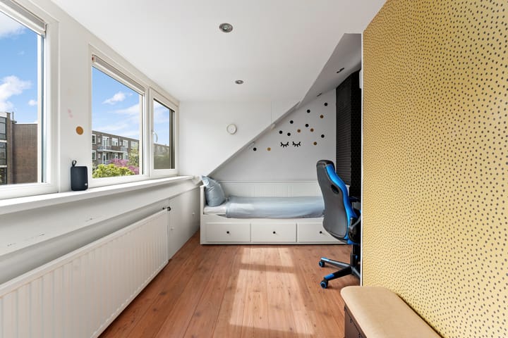 Foto 42 van Surinamesingel 37