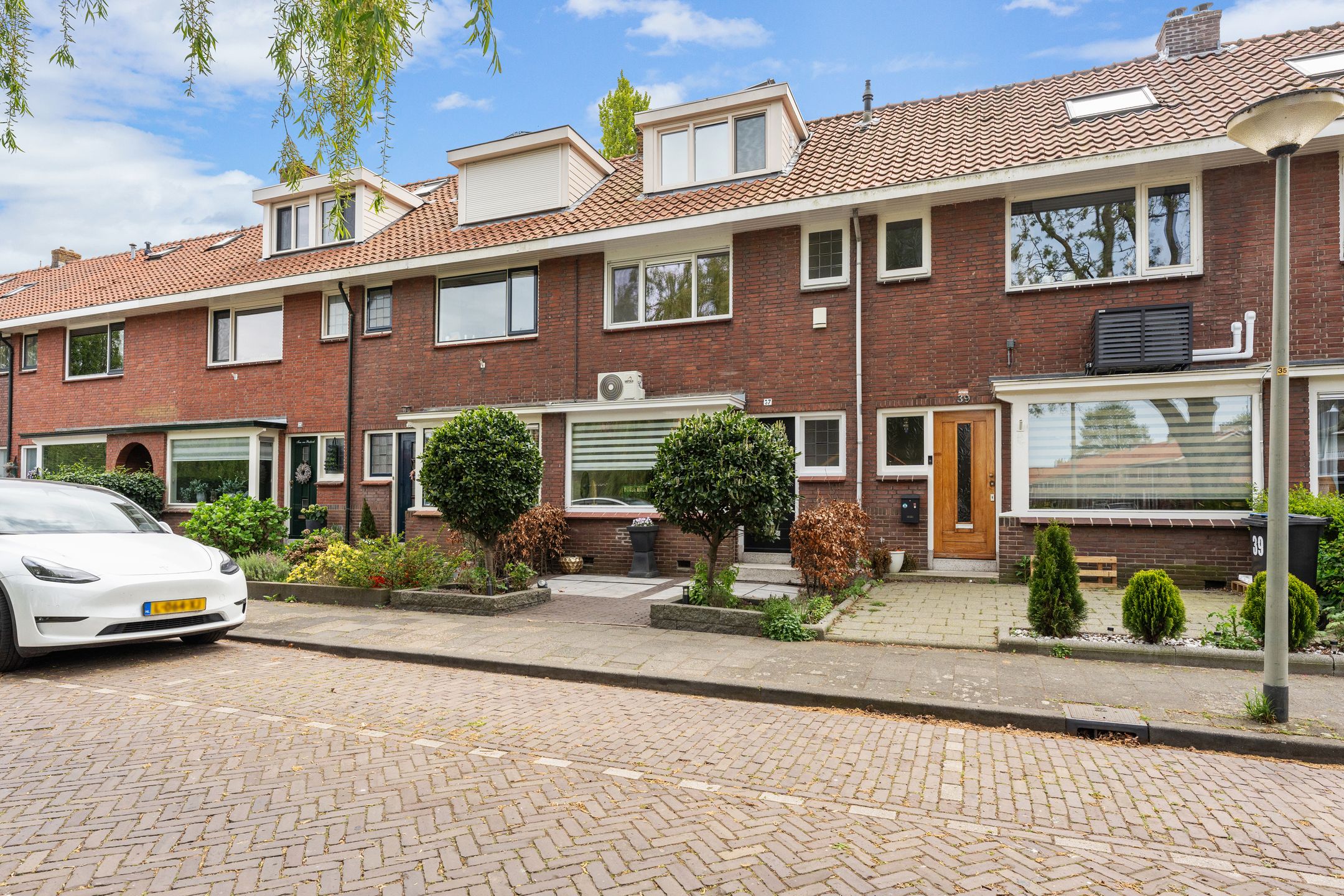 Foto 48 van Surinamesingel 37