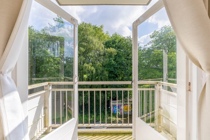 Foto 10 van Bernhardlaan 45-4