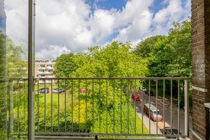 Foto 16 van Bernhardlaan 45-4