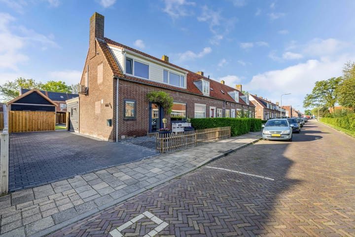 Photo 10 of Schoolstraat 20