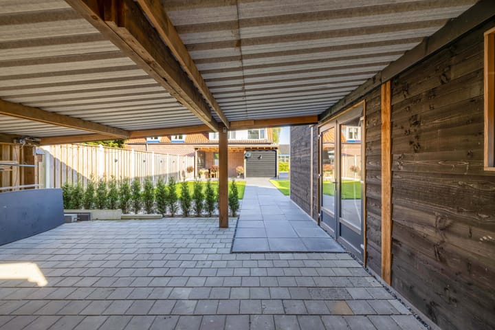 Photo 34 of Schoolstraat 20