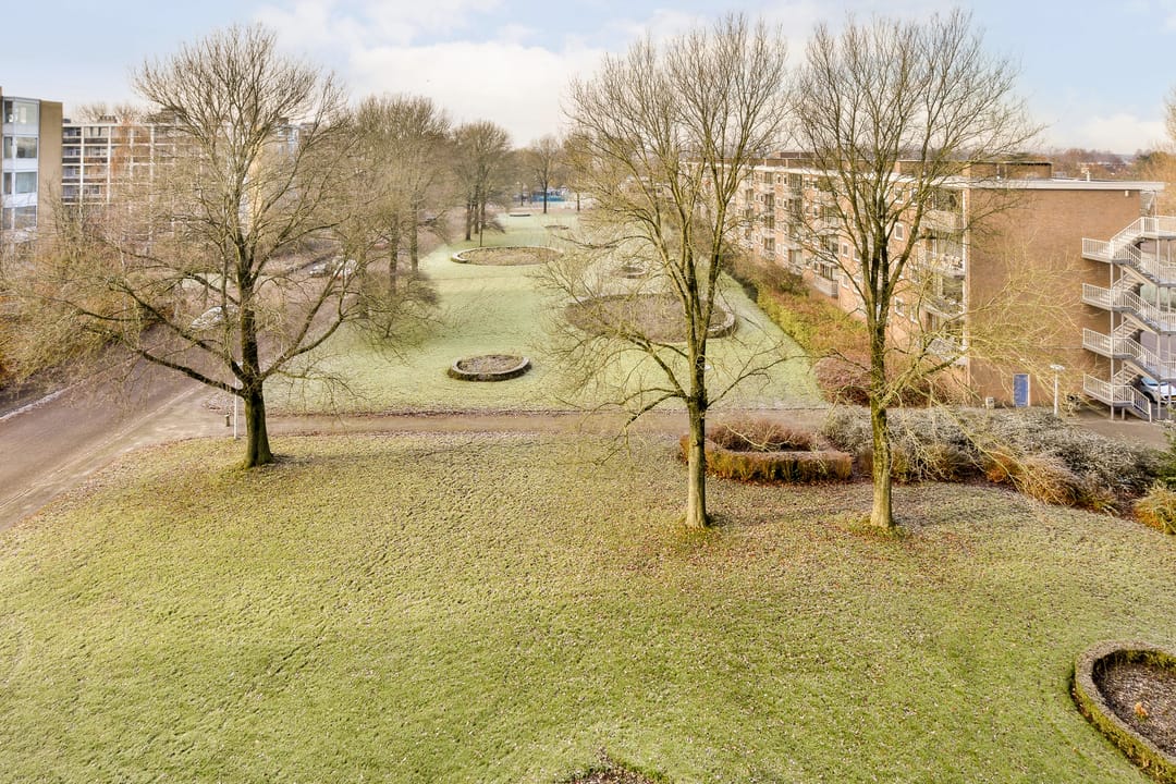 Photo 11 of Van Heuven Goedhartlaan 462