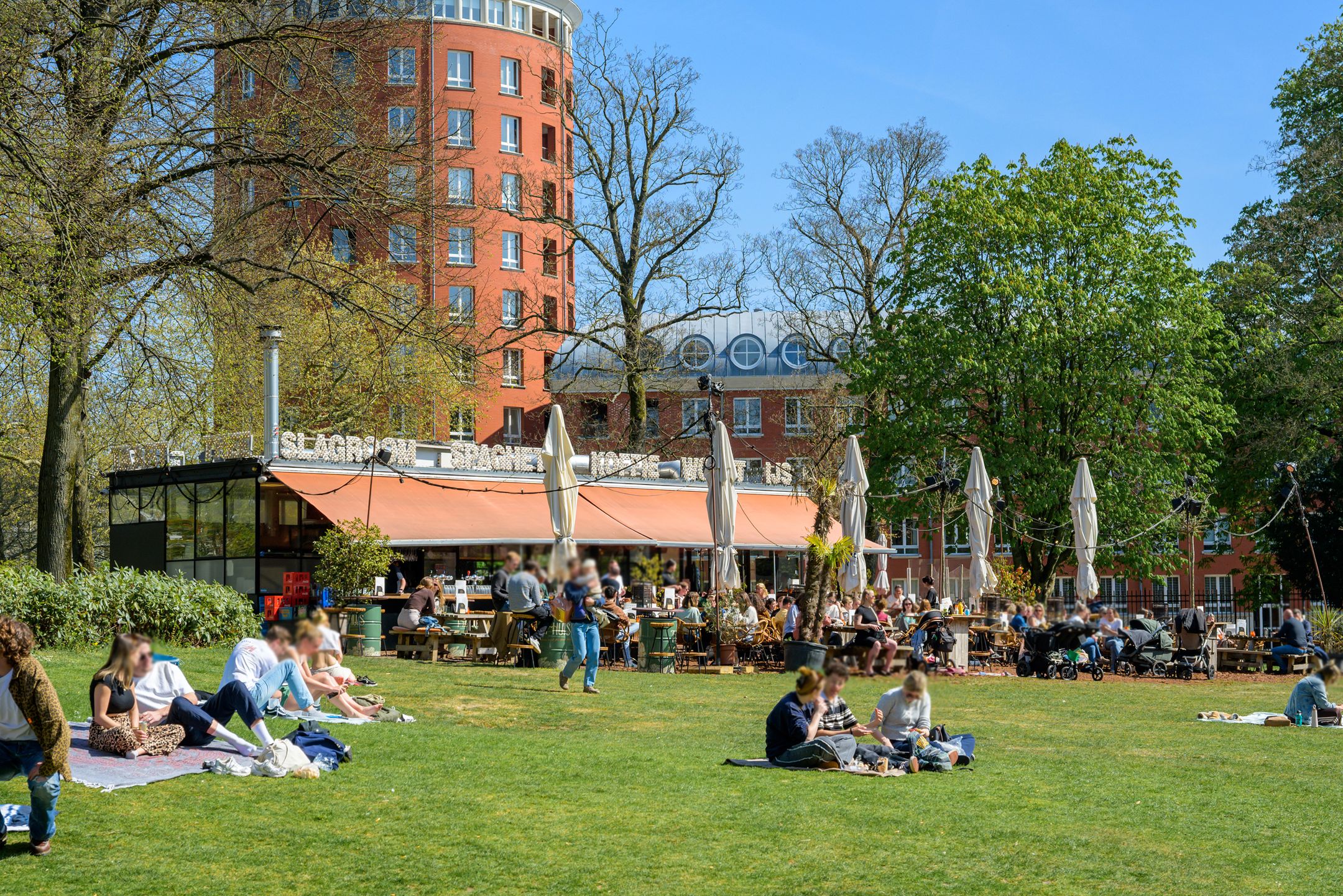 Foto 54 van J.F. Kennedylaan 6-A