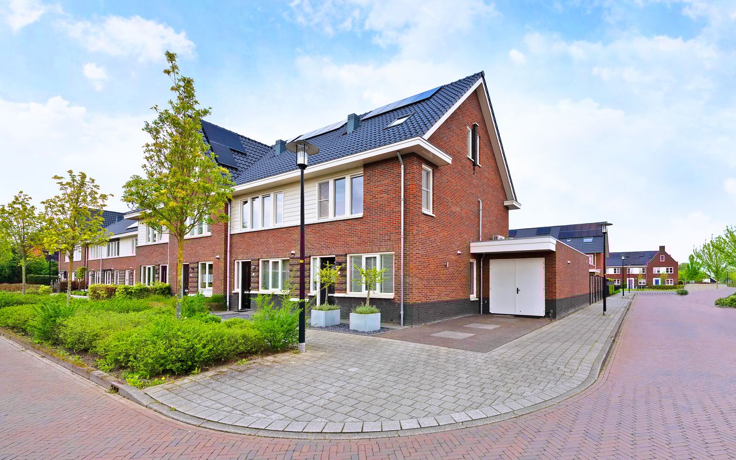 Foto 1 van Stienstrastraat 1