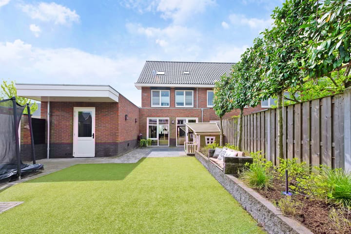 Foto 2 van Stienstrastraat 1