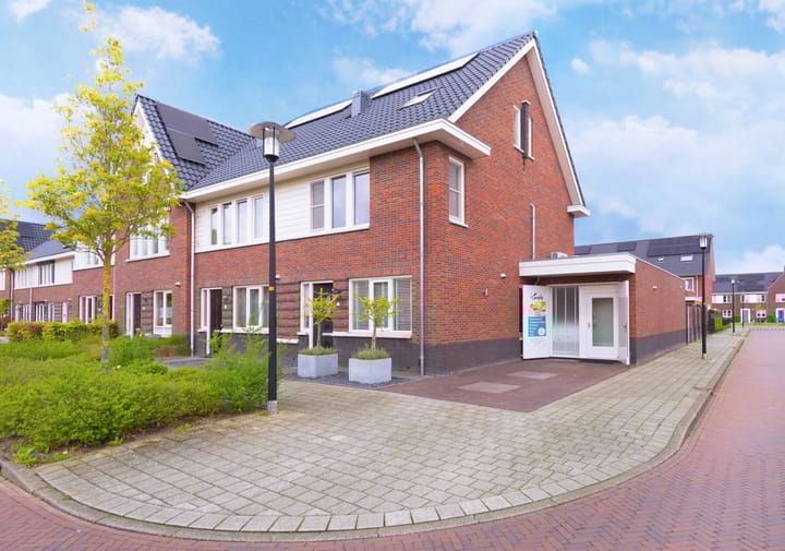 Foto 20 van Stienstrastraat 1