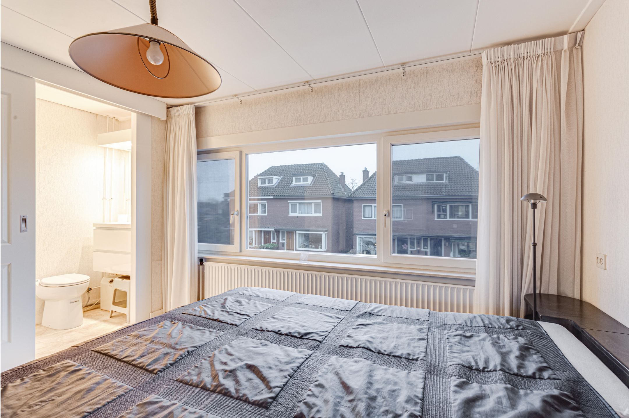 Foto 30 van Dahliastraat 132