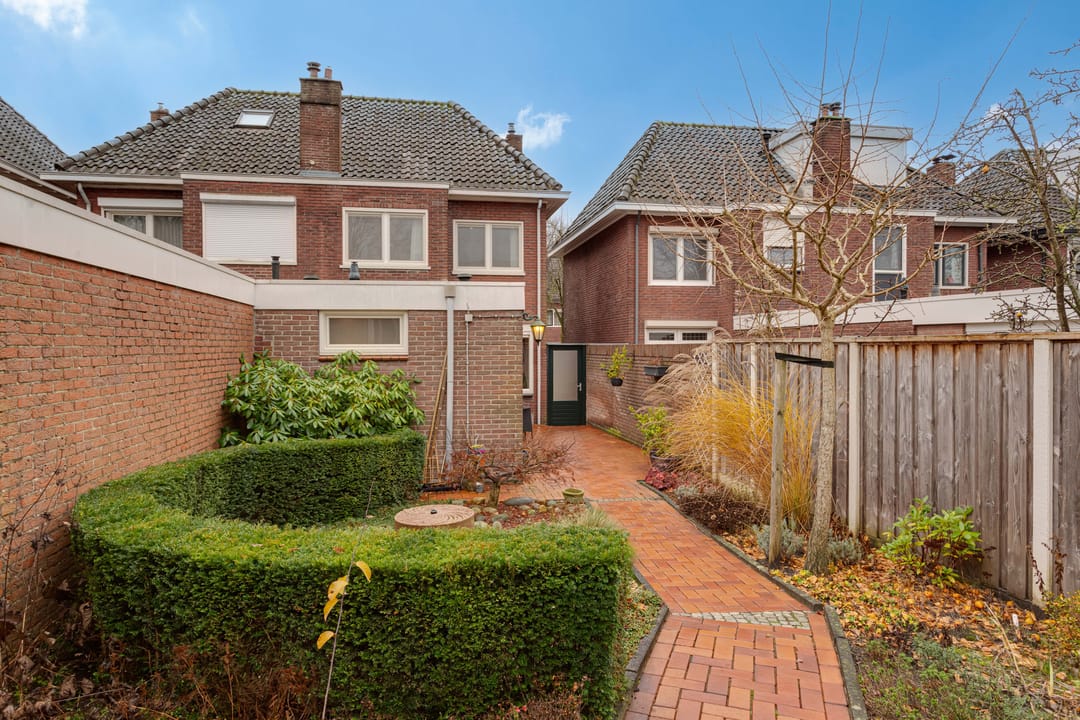 Foto 37 van Dahliastraat 132