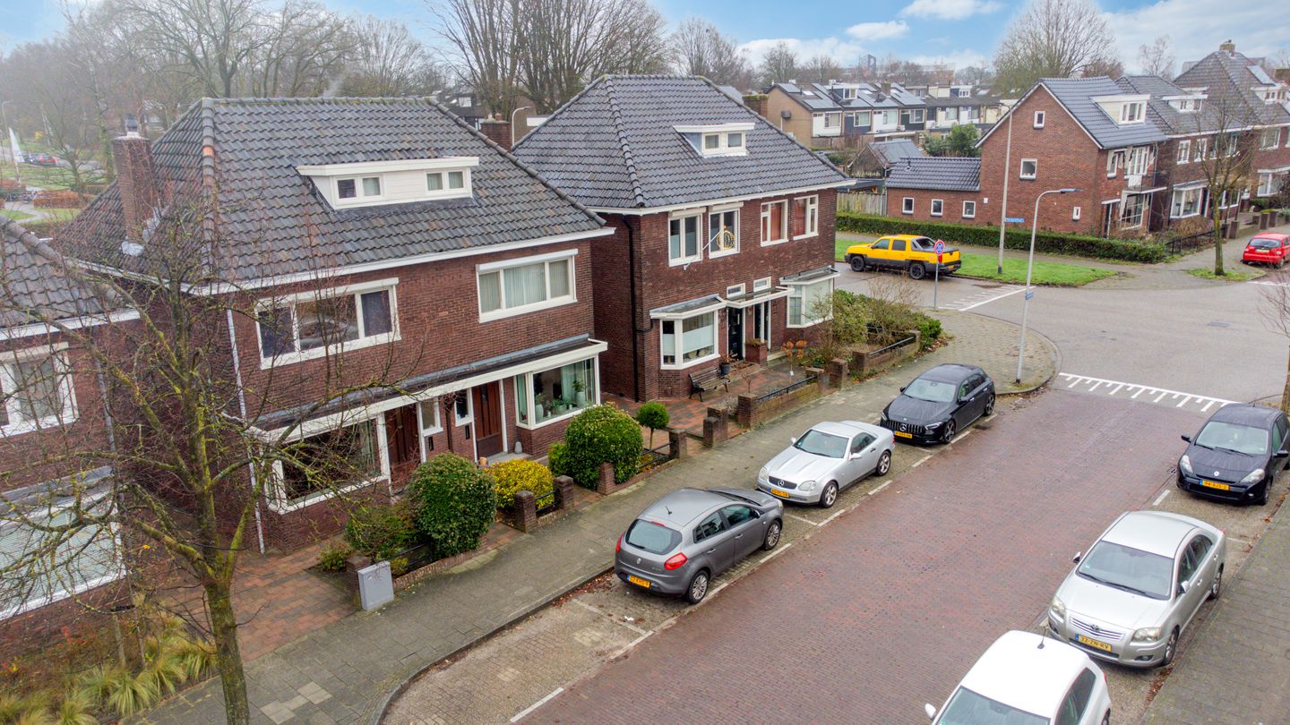 Foto 44 van Dahliastraat 132