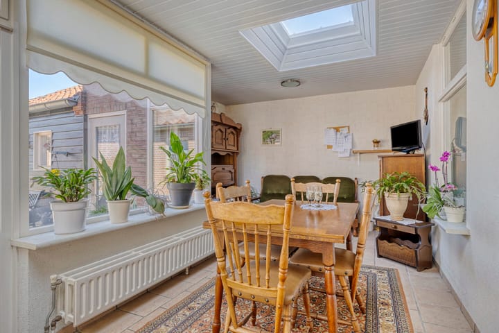 Foto 17 van van Lanschotstraat 27