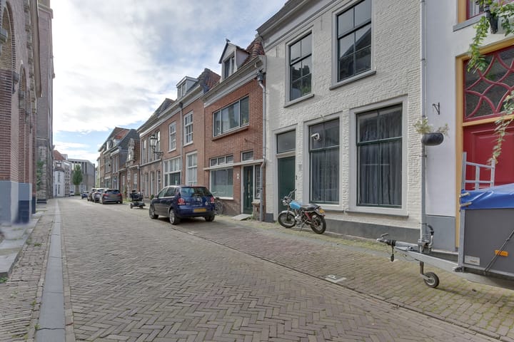 Foto 40 van Buiten Nieuwstraat 70