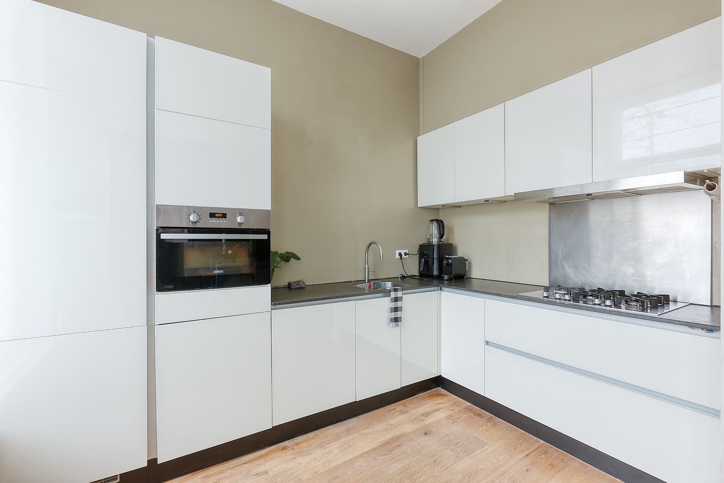 Foto 10 van Laan van Meerdervoort 167-A