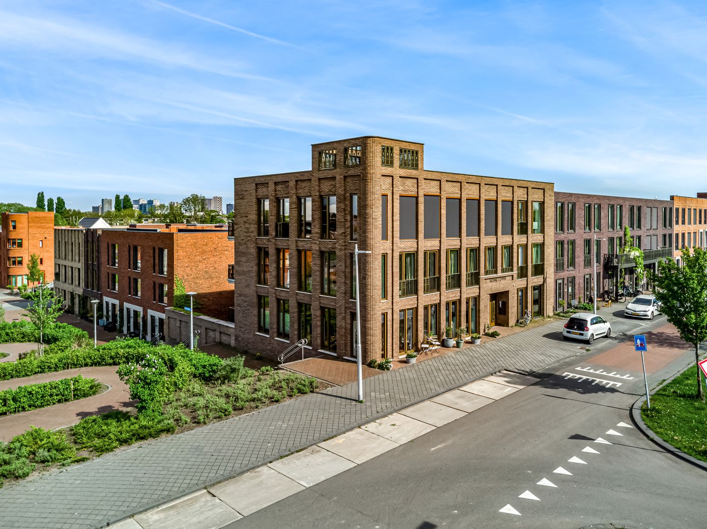 Photo 29 of Zilveren Florijnlaan 251