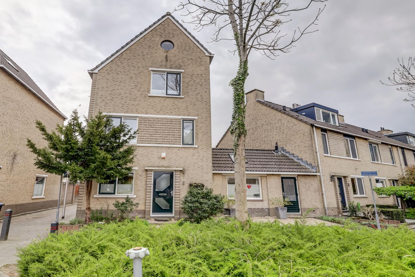Johannes Chr. Bendorpstraat 2 main image