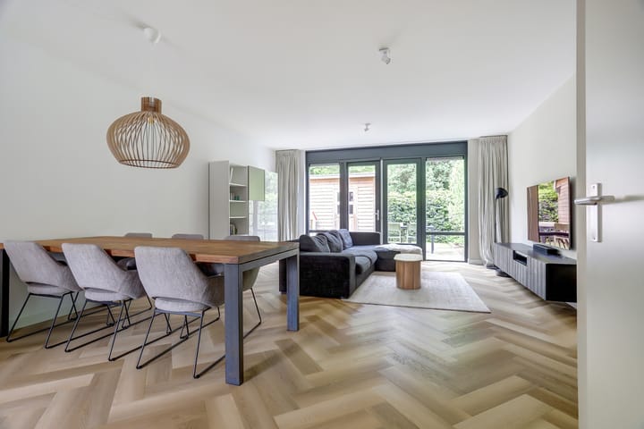 Photo 7 of Rozenburg 30