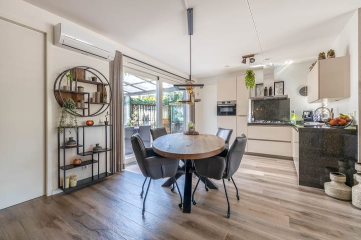 Foto 13 van Waalreseweg 128