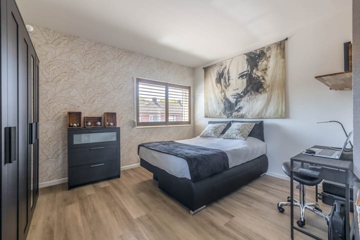 Foto 33 van Waalreseweg 128