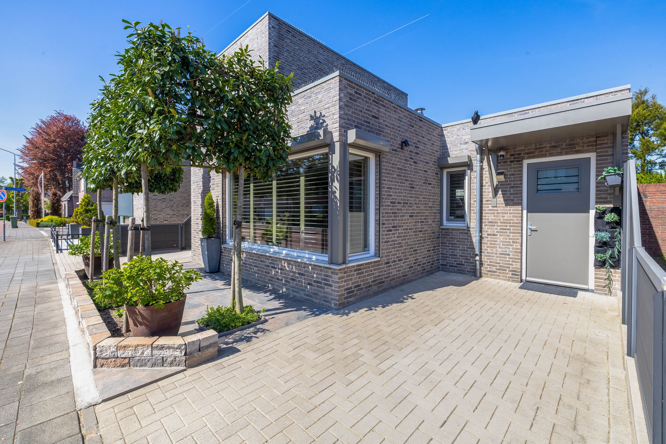 Foto 42 van Waalreseweg 128