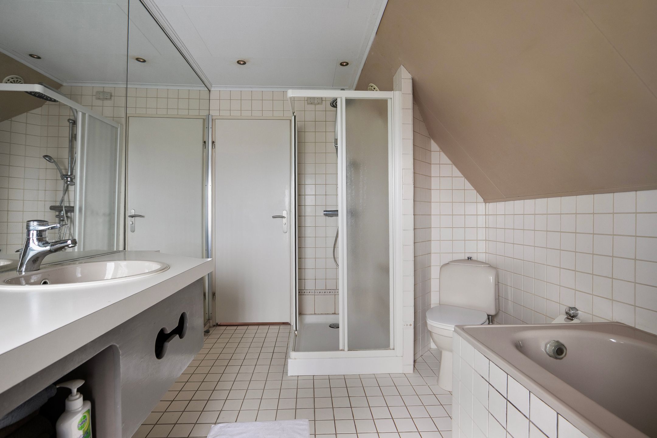 Foto 30 van Provincialeweg 1