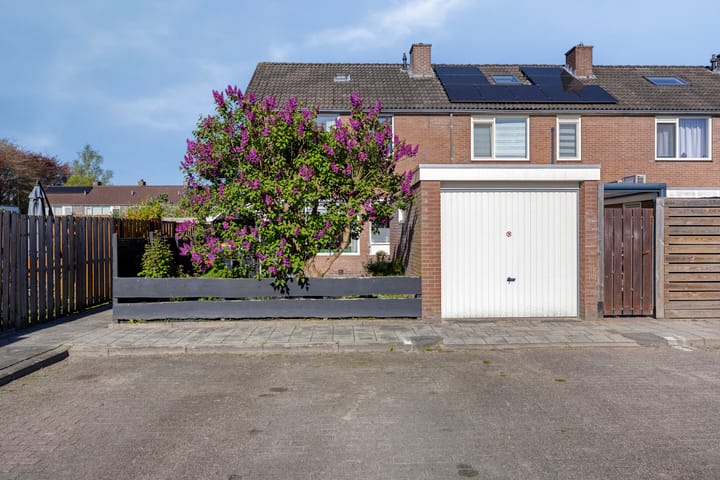 Foto 1 van Lubecker Bocht 35