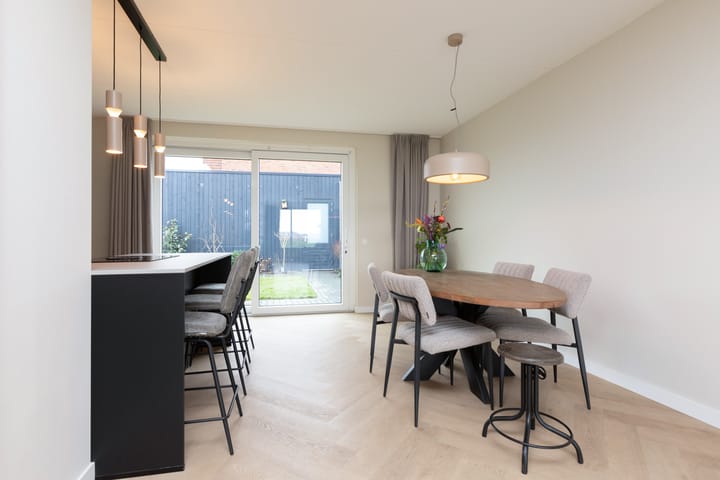 Photo 7 of Piperaai 24