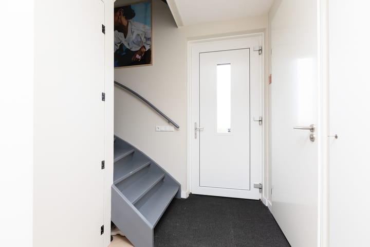 Photo 16 of Piperaai 24