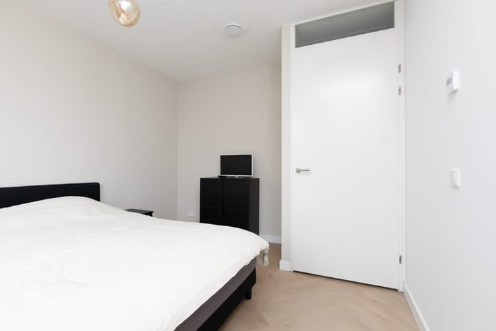 Photo 22 of Piperaai 24