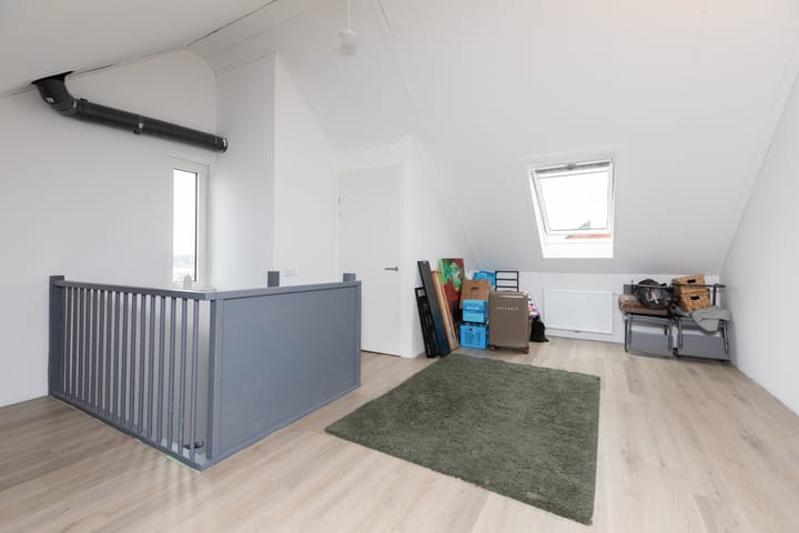 Photo 33 of Piperaai 24